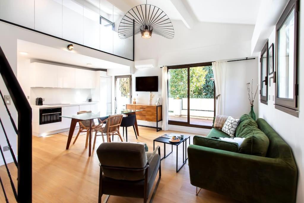 #11 Alex Suite Terrace Parking Ac 2 Bdr 5Mins To Sea Сен-Жан-Кап-Фера Екстериор снимка