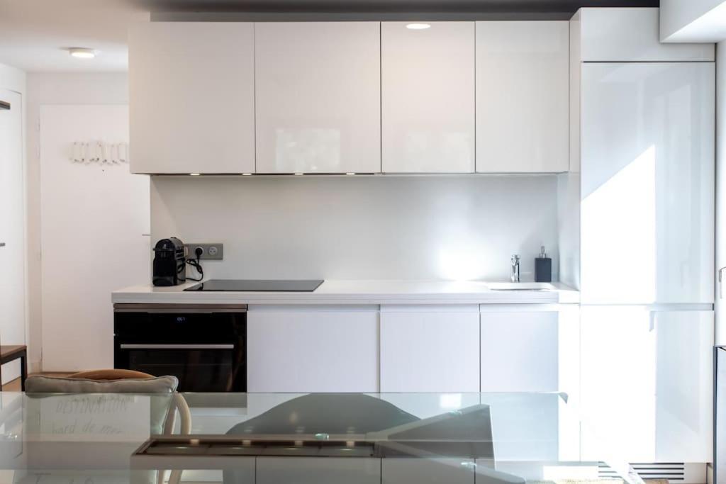 #11 Alex Suite Terrace Parking Ac 2 Bdr 5Mins To Sea Сен-Жан-Кап-Фера Екстериор снимка