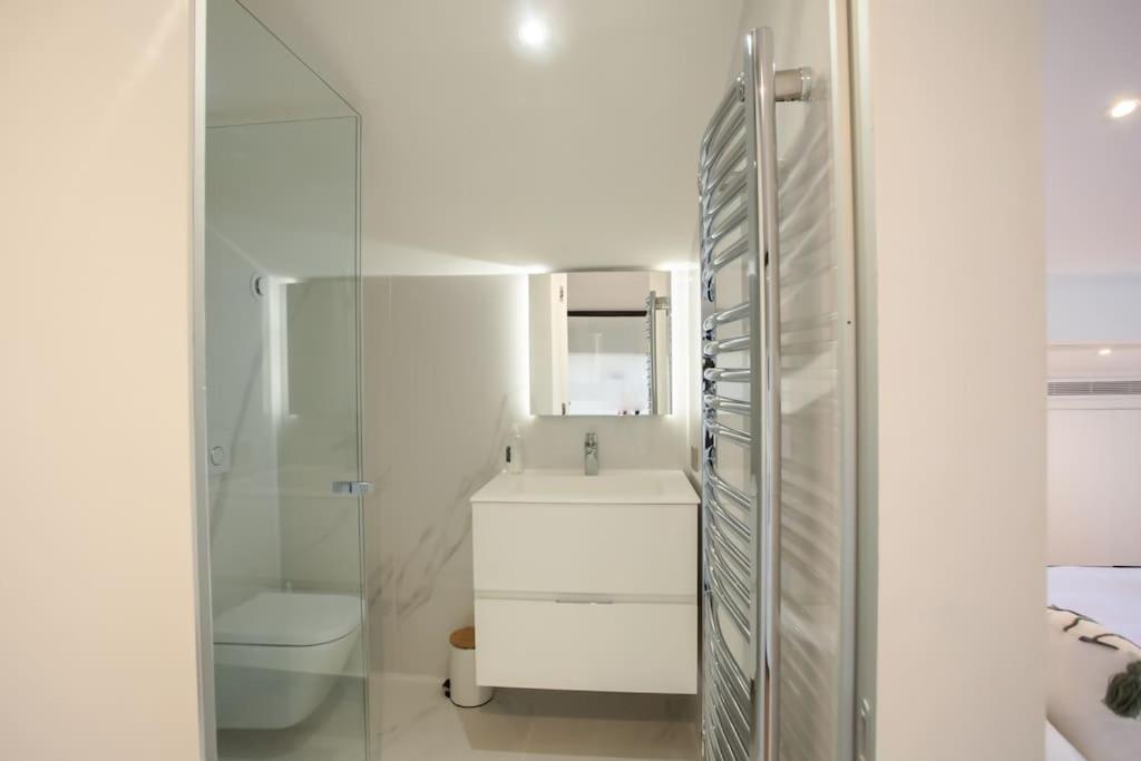#11 Alex Suite Terrace Parking Ac 2 Bdr 5Mins To Sea Сен-Жан-Кап-Фера Екстериор снимка